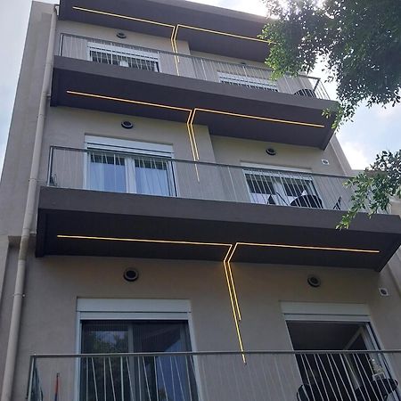 Uni Island - City Heart Suites Heraklion Exteriör bild
