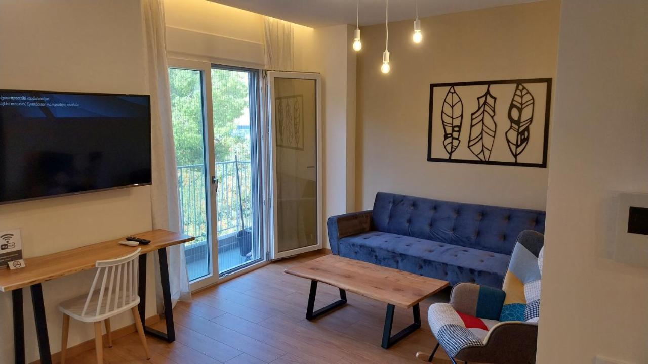 Uni Island - City Heart Suites Heraklion Exteriör bild
